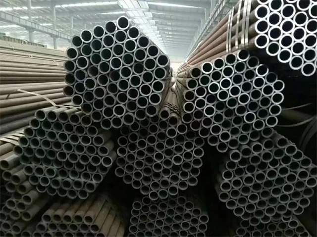 珠海20#石油裂化用无缝钢管